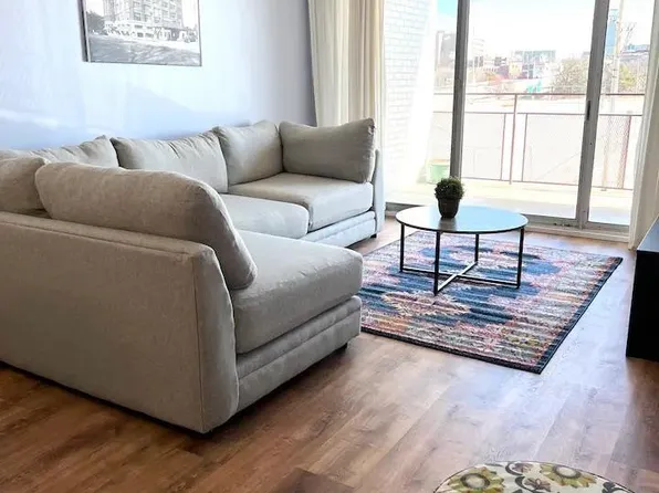 3000 Farnam St APT 2O, Omaha, NE 68131