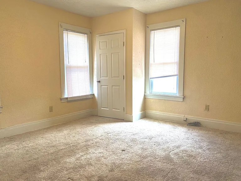 300 W 13th Ave — Photo 13