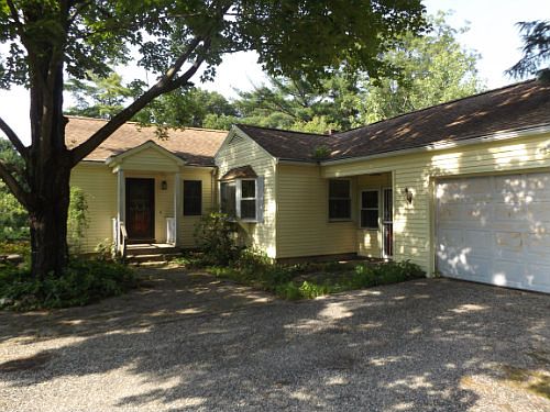 1st image of 22 Woodhaven Dr