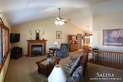 3rd image of 422 S Estates Dr