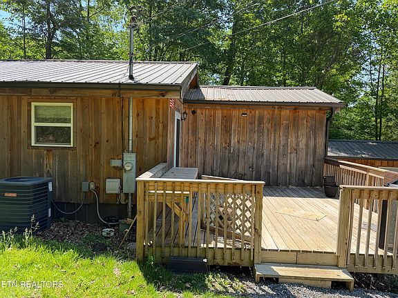 3rd image of 4728 Fred Jennings Rd
