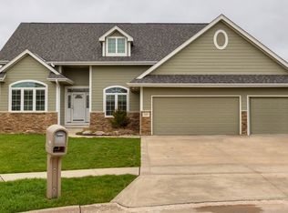620 Tangelo Cir, Norwalk, IA 50211