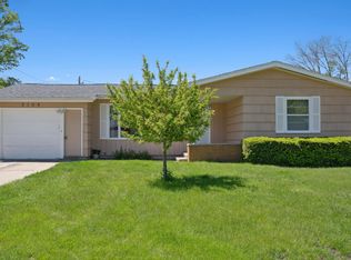 3105 Kenridge Ter NE, Cedar Rapids, IA 52402