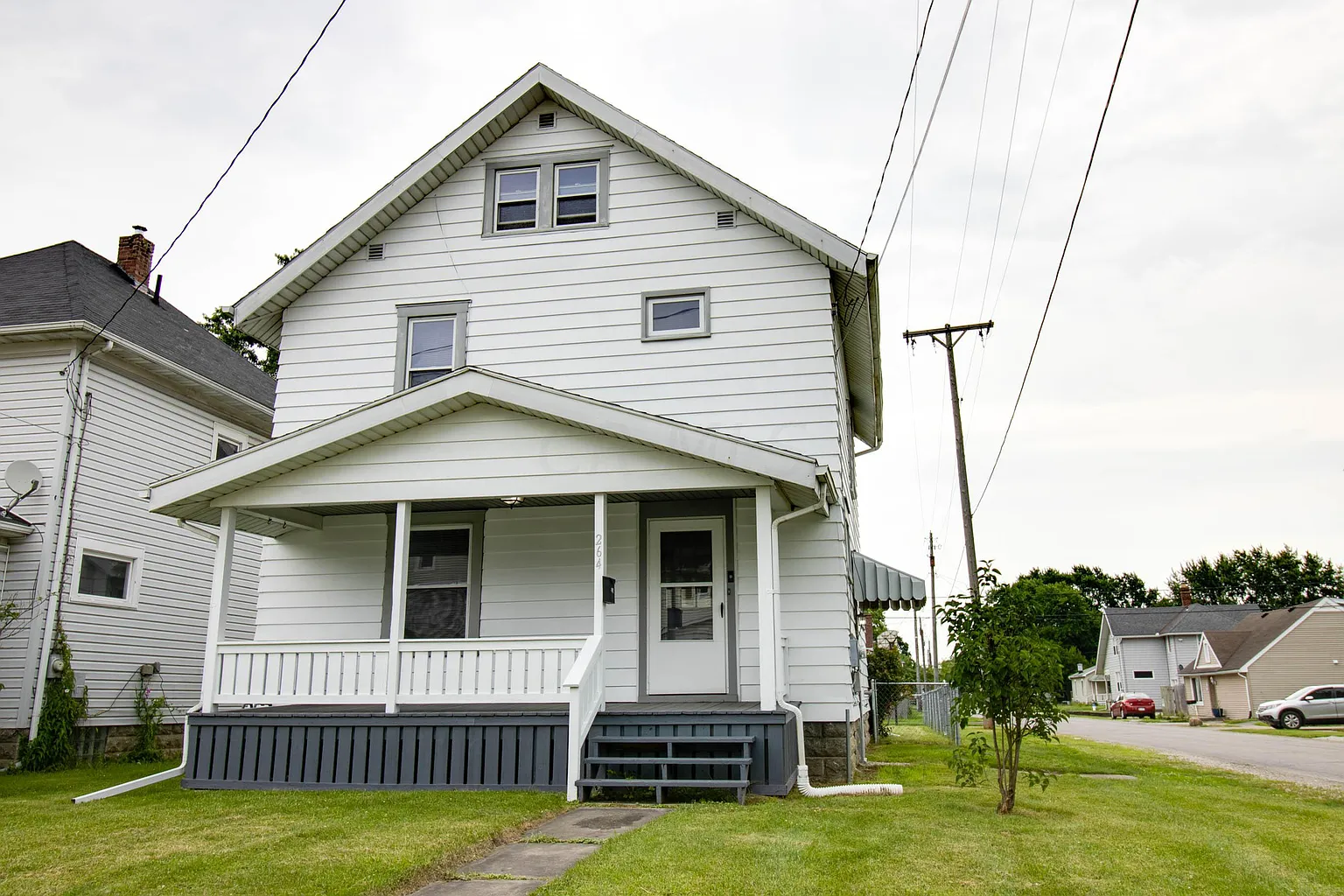 264 Hane Ave photo 1