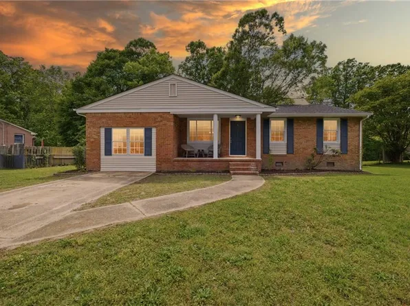 3661 Deerfield Dr, Suffolk, VA 23435
