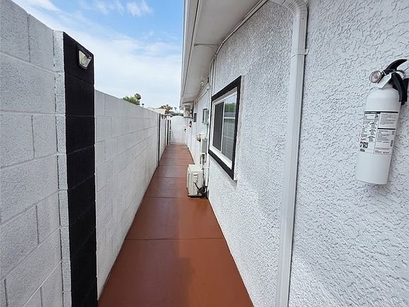 4th image of 4125 E Harmon Ave