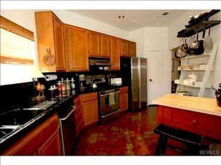 5th image of 26064 Sunnyglen Ave #98