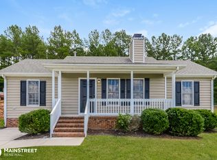 881 Shalimar Dr, Winston Salem, NC 27107