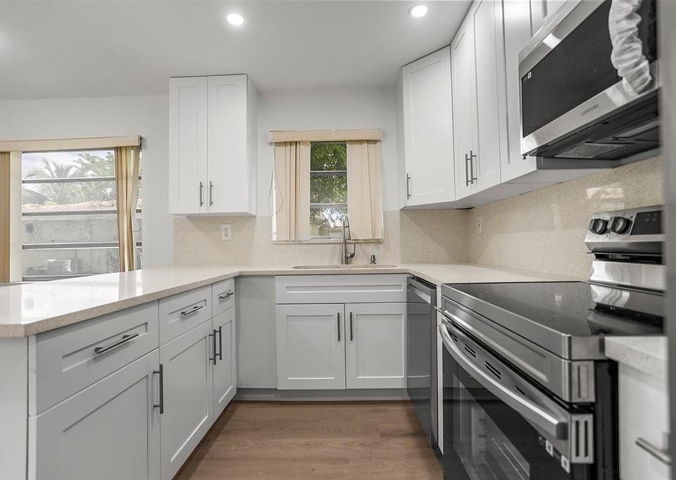 2nd image of 8291 NW 39 Street