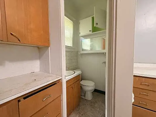 421 E Crosstown Pkwy — Photo 7