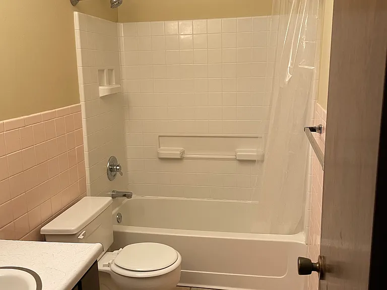 720 E Redbud Ct — Photo 10