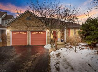 5114 Meadowood Ln, Lincoln, ON L3J 0J7