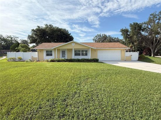 333 Crystal Cir, Oviedo, FL 32765