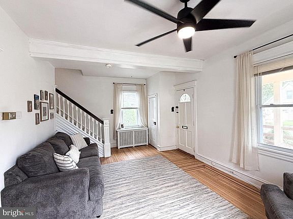 3rd image of 15 Elm Ave