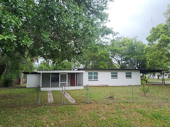 3rd image of 8223 BRACKRIDGE Boulevard S