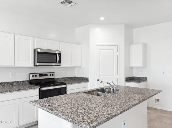 631 N 13TH Place, Coolidge, AZ 85128