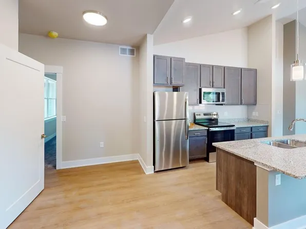 Riverwalk Townhomes