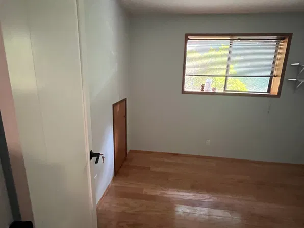 (undisclosed Address), Renton, WA 98055