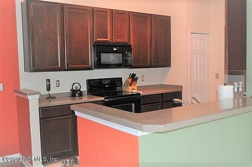 4th image of 13848 Herons Landing Way APT 10