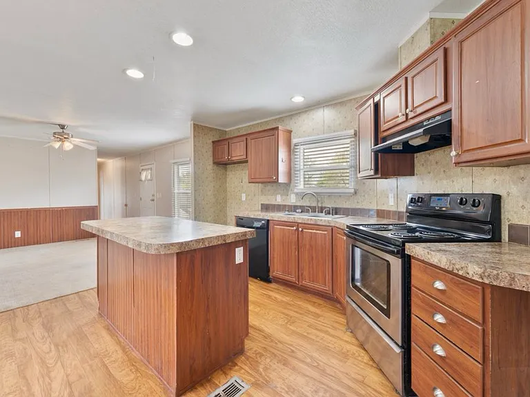 3506 Tomahawk Dr — Photo 5