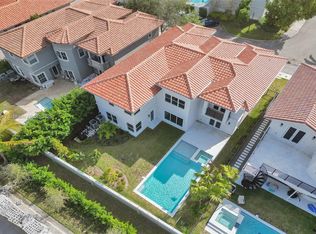 3527 Forest View Cir, Fort Lauderdale, FL 33312