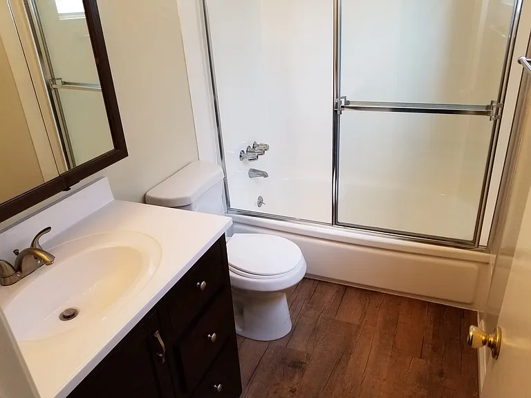 4121 Howard Ave — Photo 7