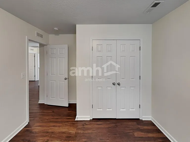 15634 Lakepoint Forest Dr — Photo 21