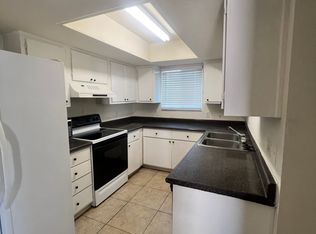 2923 E Danbury Rd #1, Phoenix, AZ 85032