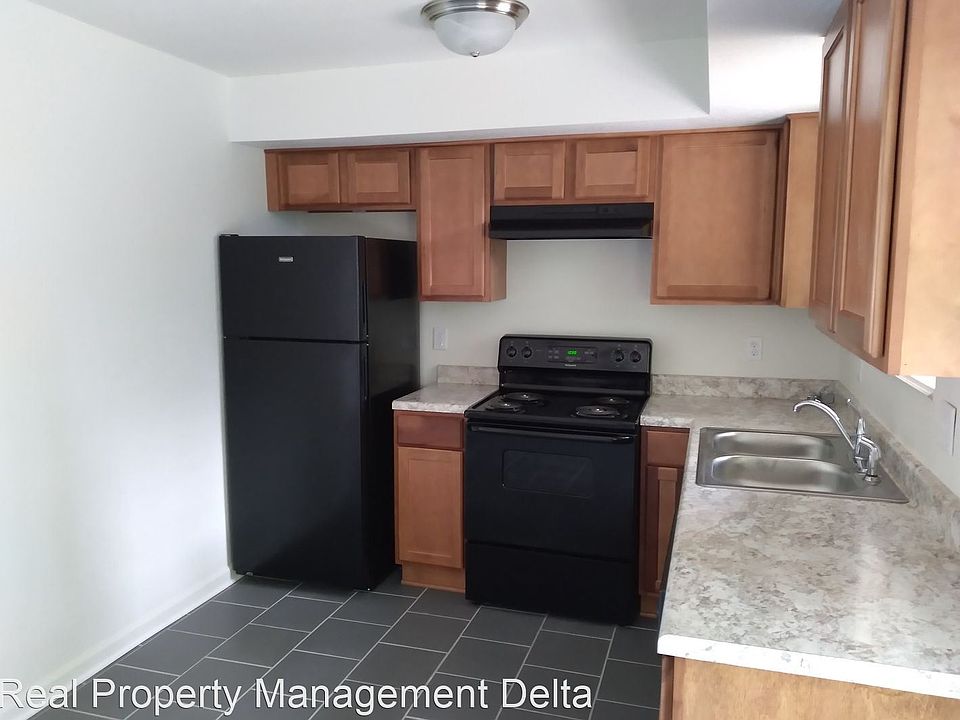 1st image of 701 S Elm St Building I