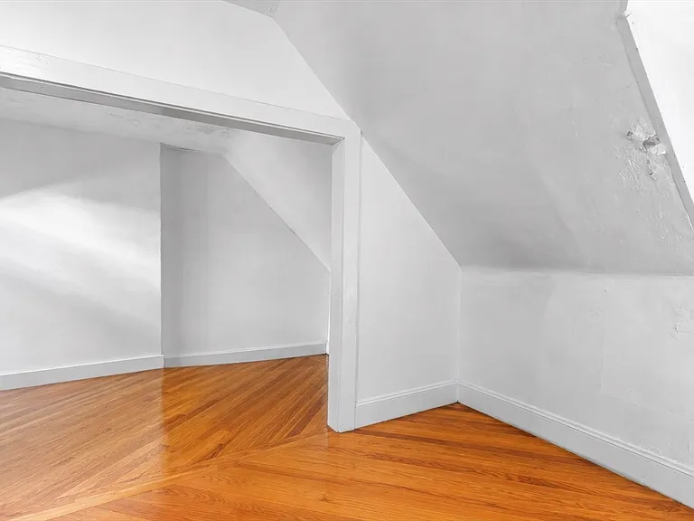 50 Hereford St #4 — Photo 5