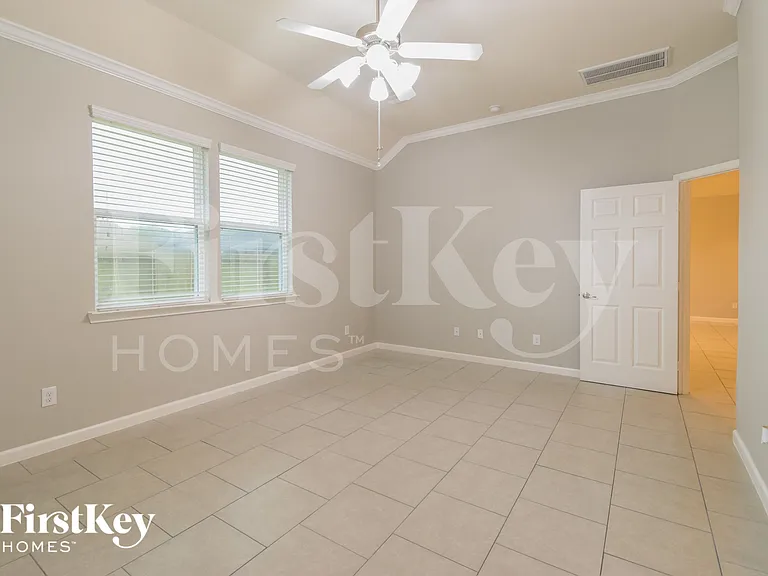 7807 Jarrod Way — Photo 10