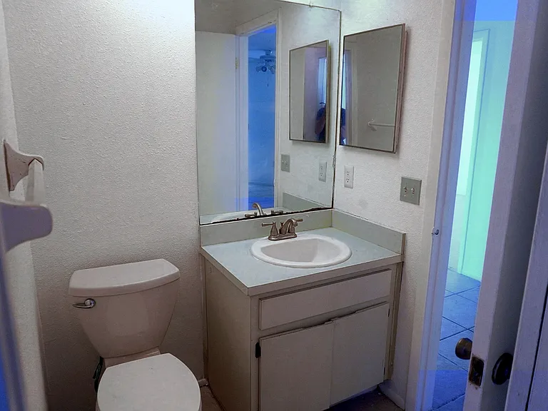 3640 Meriden Ave #3 — Photo 9