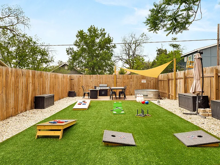 1012 Denver Blvd — Photo 33