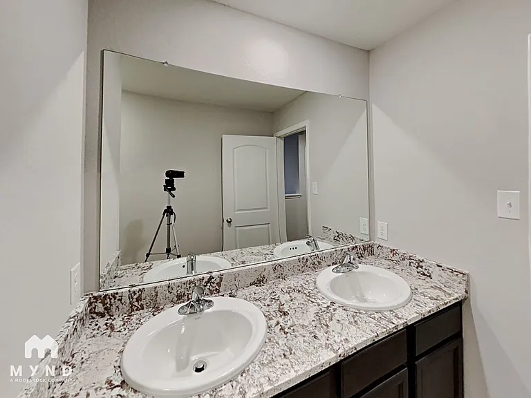 9107 Crestway Rd — Photo 14