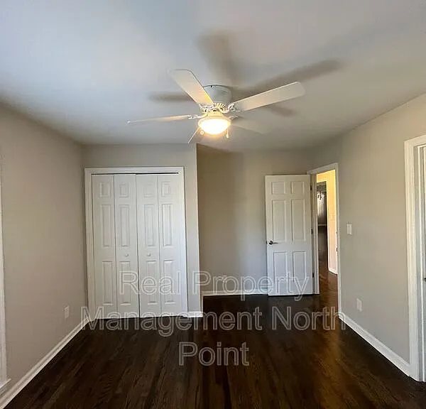 3434 Palace Ct — Photo 32
