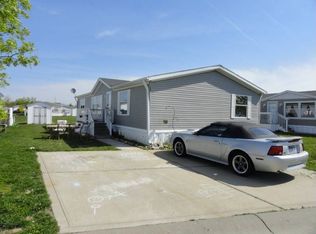 124 Pebblecreek Dr, Greenwood, IN 46143