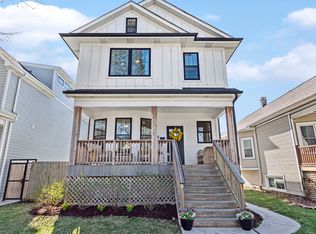 811 Wenonah Ave, Oak Park, IL 60304