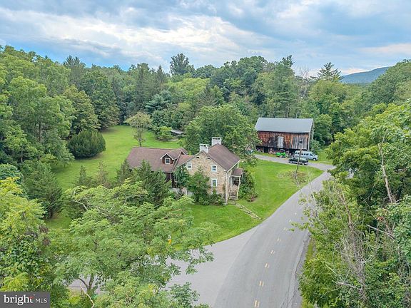 5th image of 4596 Arch Rock Rd