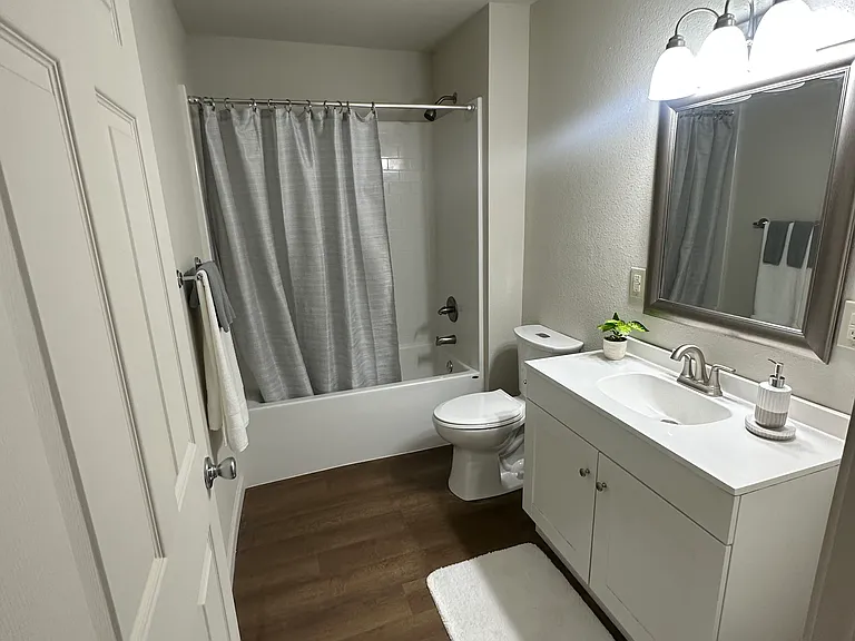 109 Leon St — Photo 5