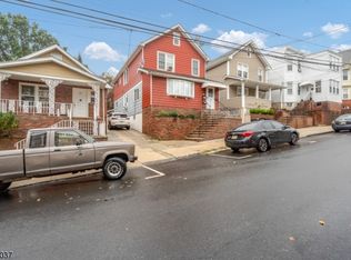 30 Tappan St, Kearny, NJ 07032