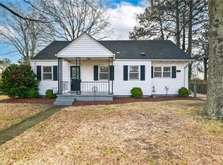 15 Chowan Dr, Portsmouth, VA 23701