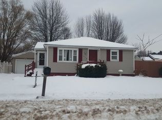 808 Chestnut St, Conneaut, OH 44030