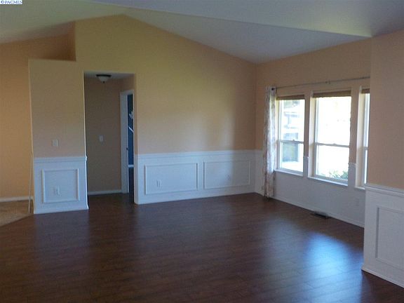 4th image of 3505 S Fisher Ct