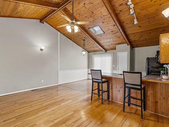 5th image of 529 El Paseo Pl