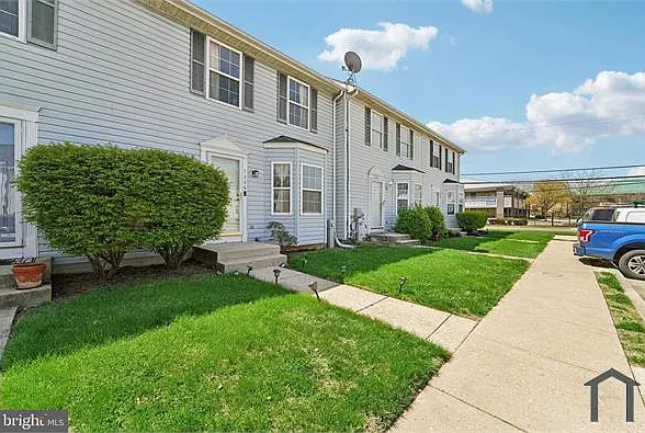 7206 Rutherford Green Cir — Photo 22