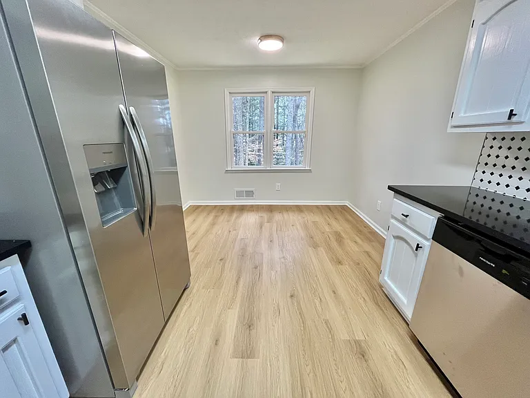 1469 Cheyenne Ct — Photo 13