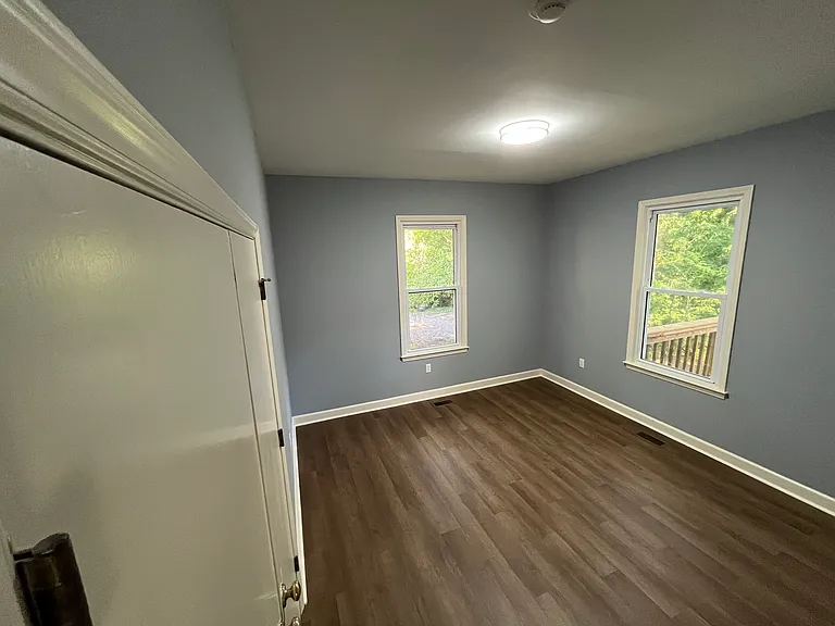 724 S Broad St — Photo 18