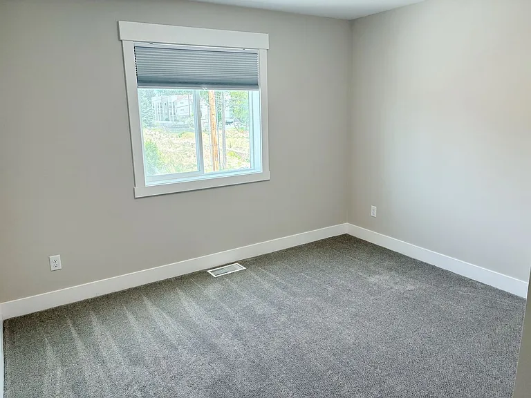 361 N Fanning Ave — Photo 12