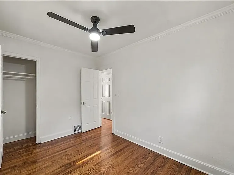 328 Norton Ave — Photo 9