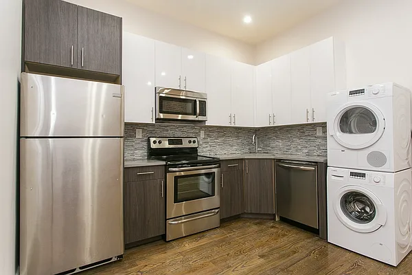 Rented by MNS | media 25